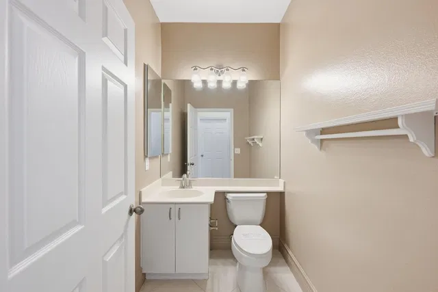  Residence photo 10