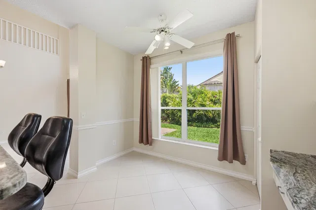  Residence photo 20