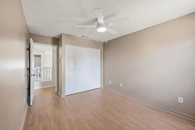  Residence photo 30
