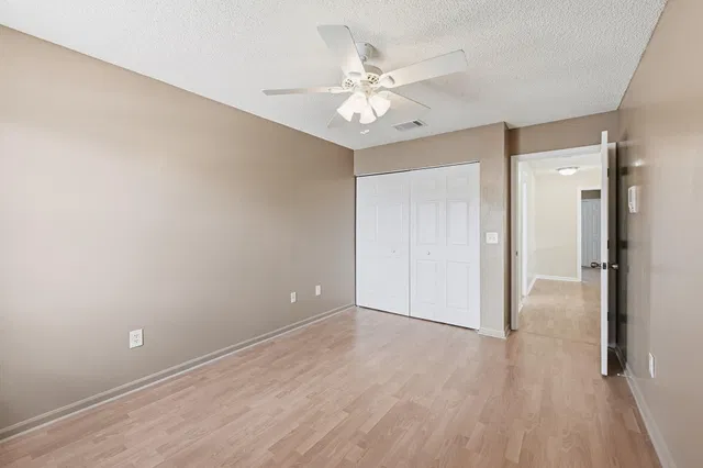  Residence photo 33