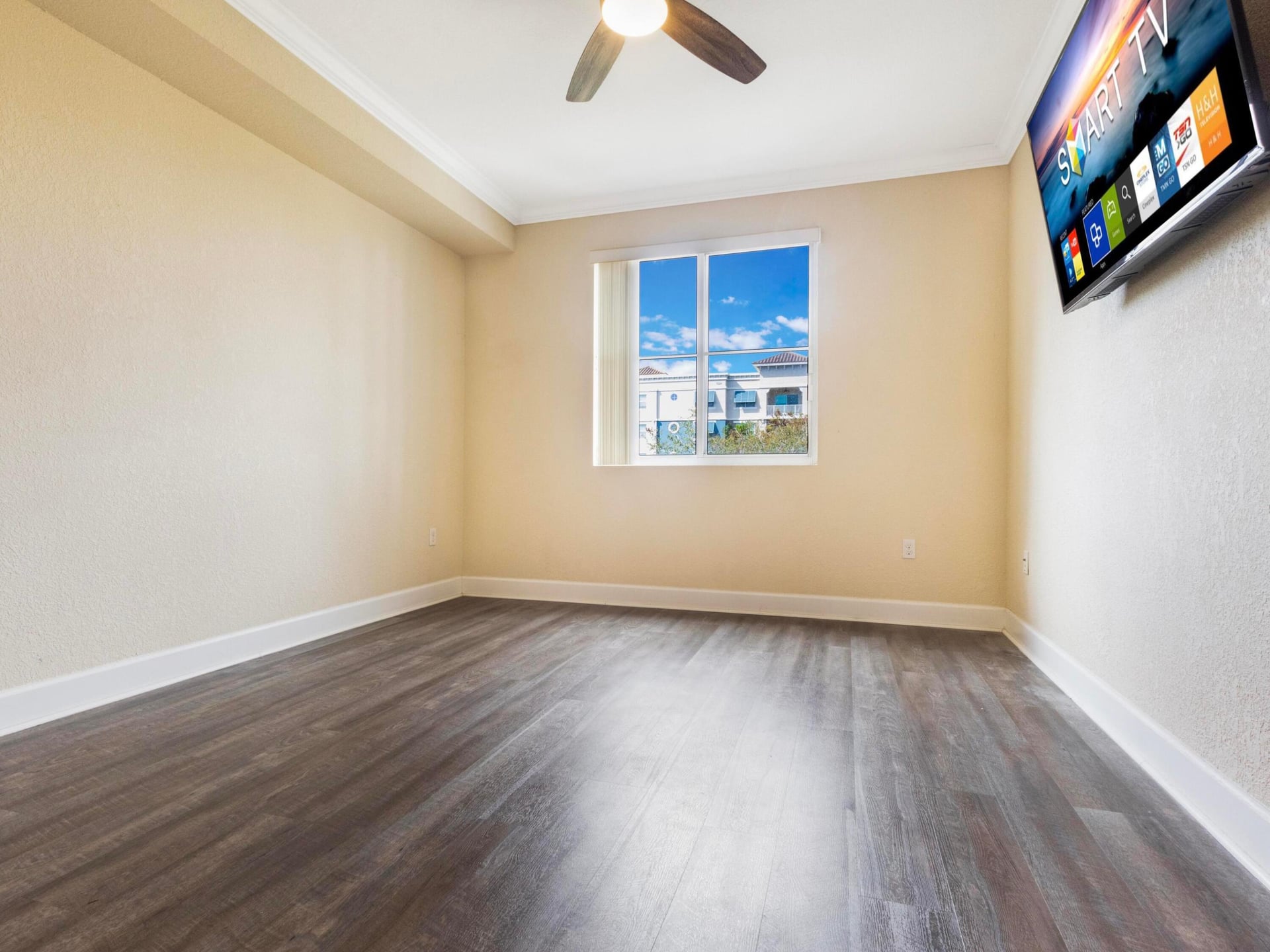 Renaissance Commons II Unit 1412 photo 20