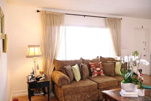 Unit 214 photo 3
