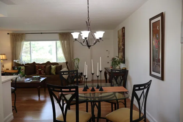 Unit 214 photo 4