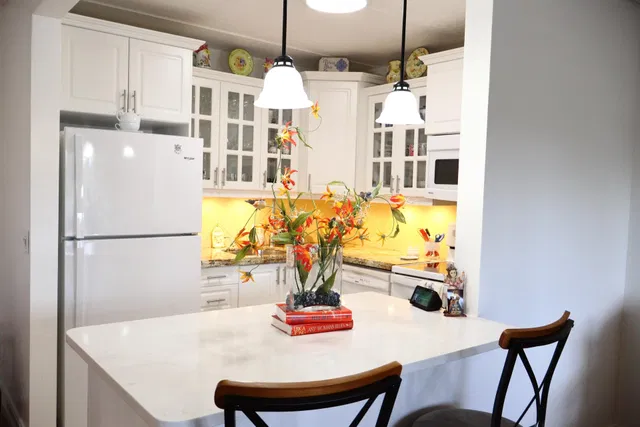 Unit 214 photo 7
