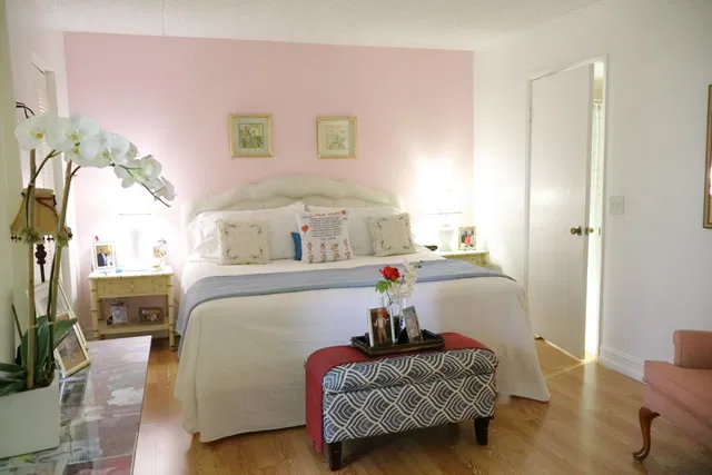 Unit 214 photo 13