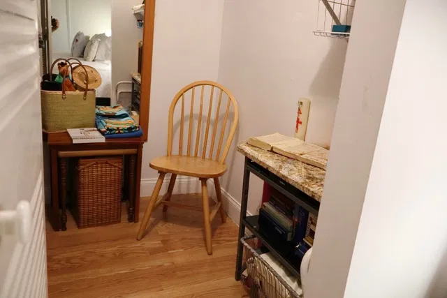Unit 214 photo 16