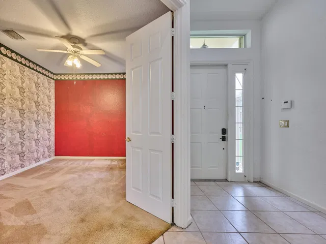 Residence photo 34