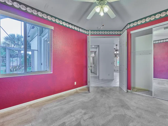 Residence photo 38