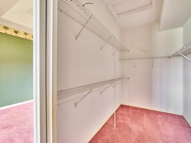 Residence photo 50