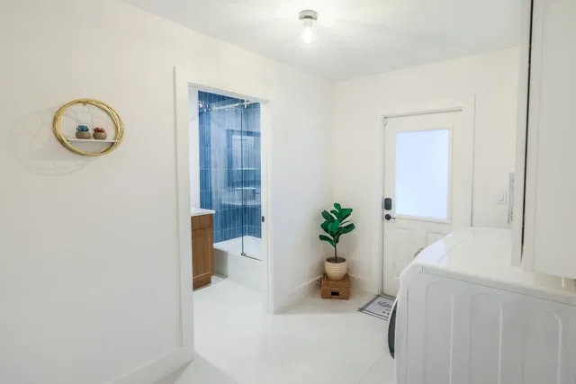 Residence photo 12