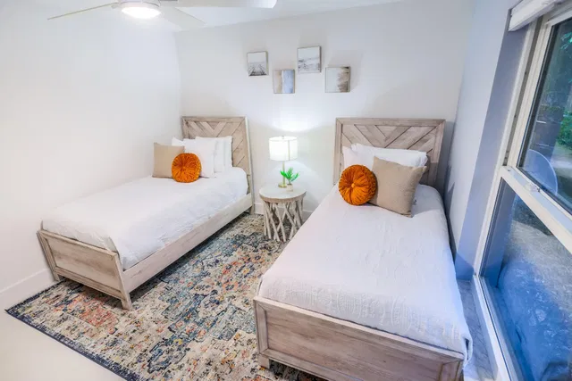 Residence photo 26