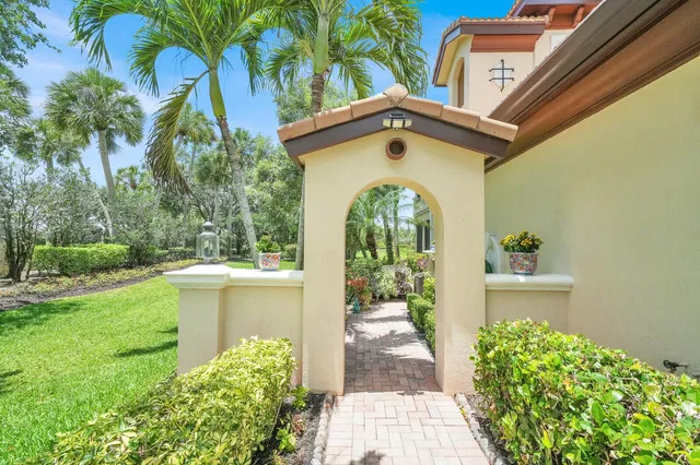 Jupiter Country Club Unit 1 photo 2