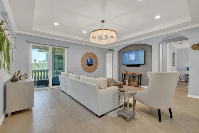 Jupiter Country Club Unit 1 photo 9