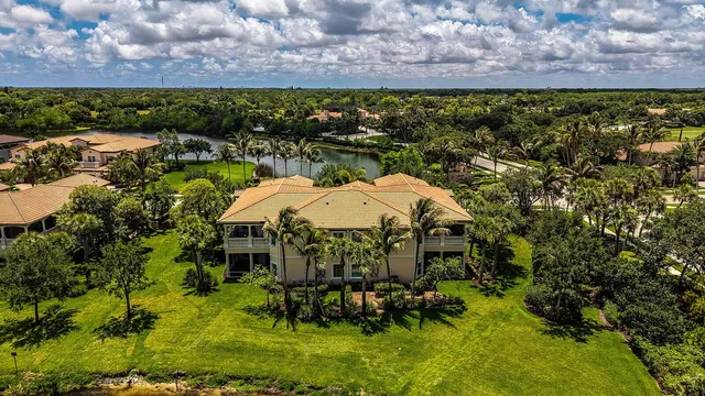 Jupiter Country Club Unit 1 photo 41