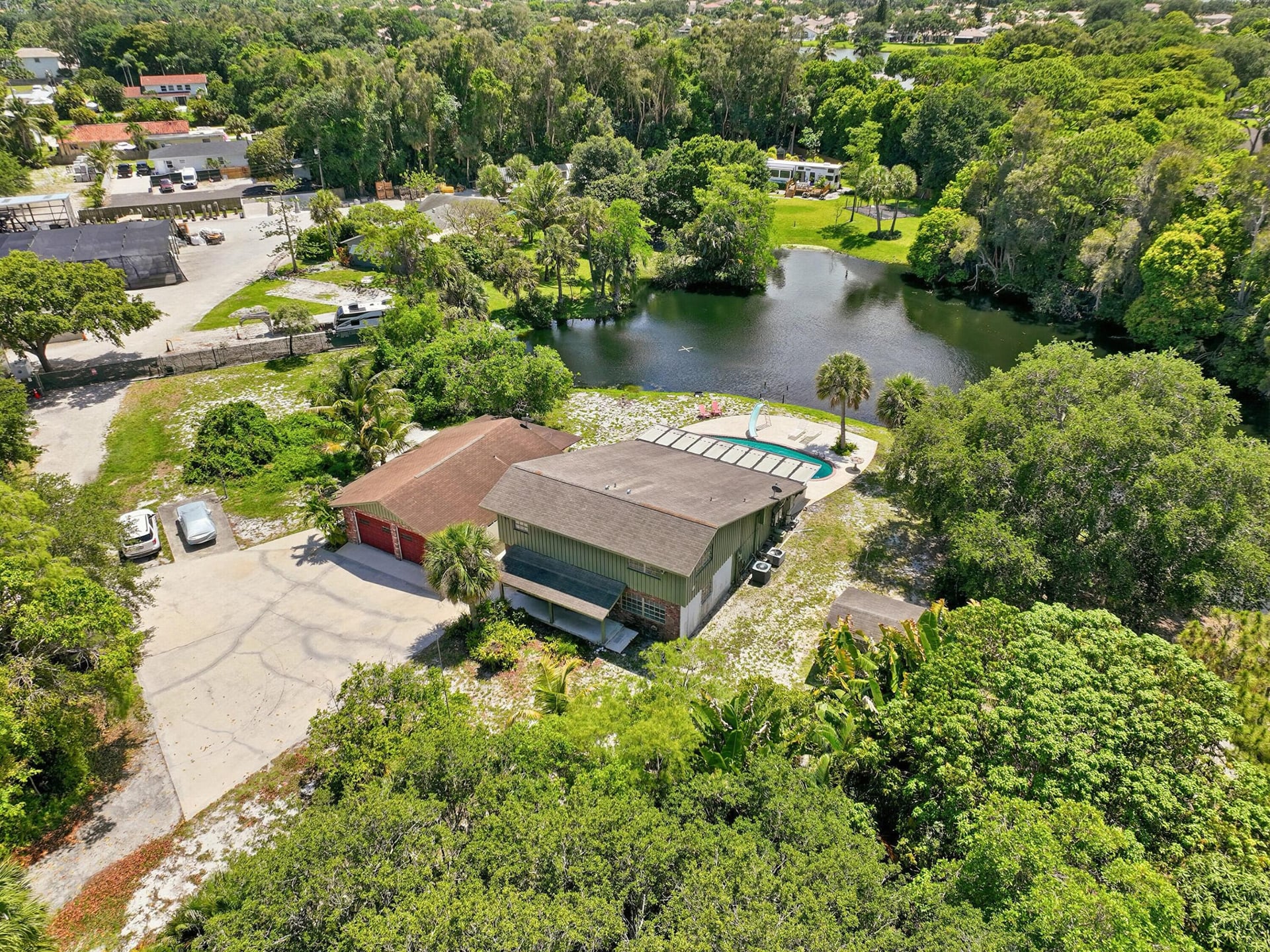 Residence photo 3