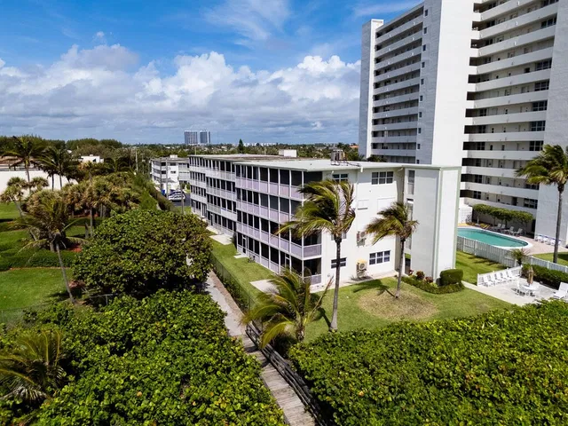 Singer Island Unit 109 photo 20