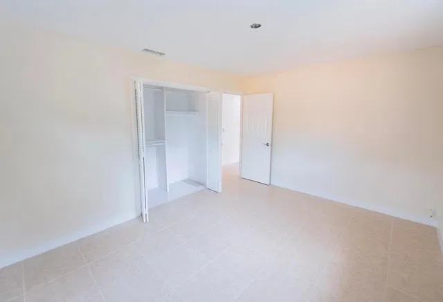 Residence photo 11
