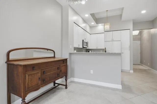 One City Plaza Unit 206 photo 6