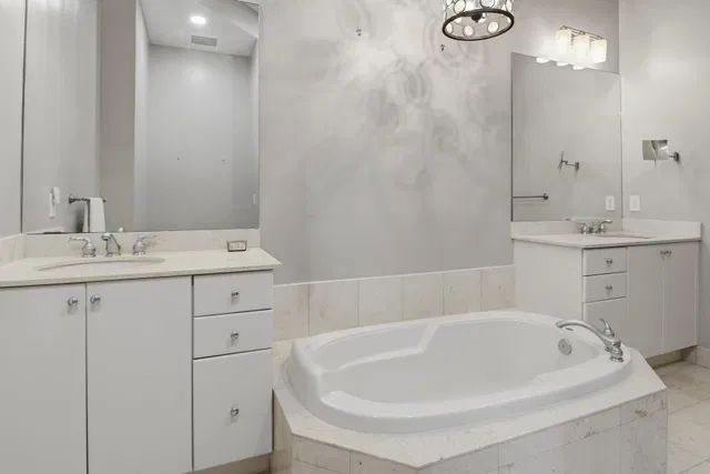 One City Plaza Unit 206 photo 15
