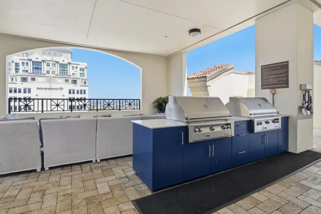 One City Plaza Unit 206 photo 27