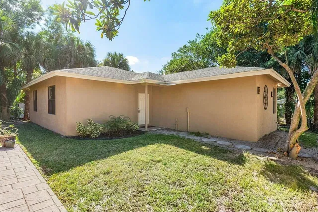  Residence photo 4