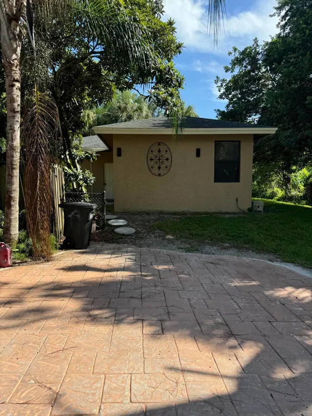  Residence photo 40