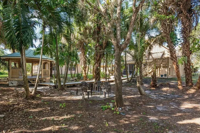  Residence photo 53