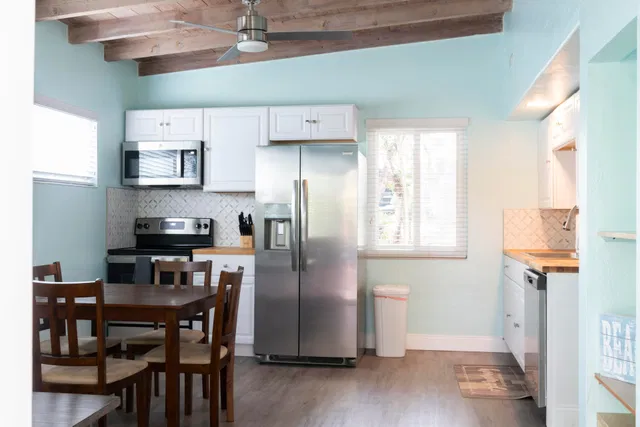 Residence photo 4