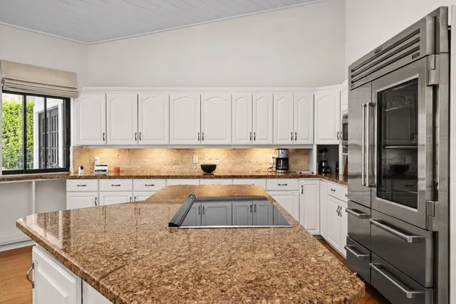 Residence photo 22