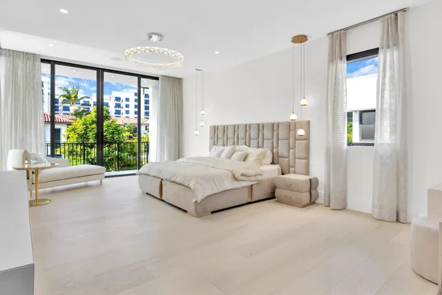 Residence photo 22