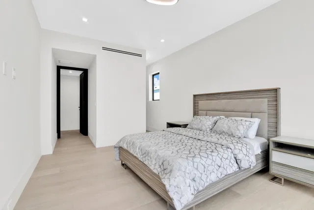 Residence photo 31