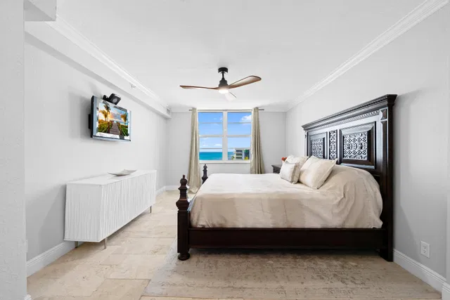 Unit 807 photo 17
