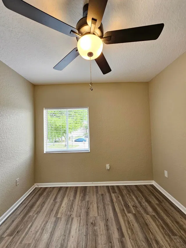 Unit 322 photo 21