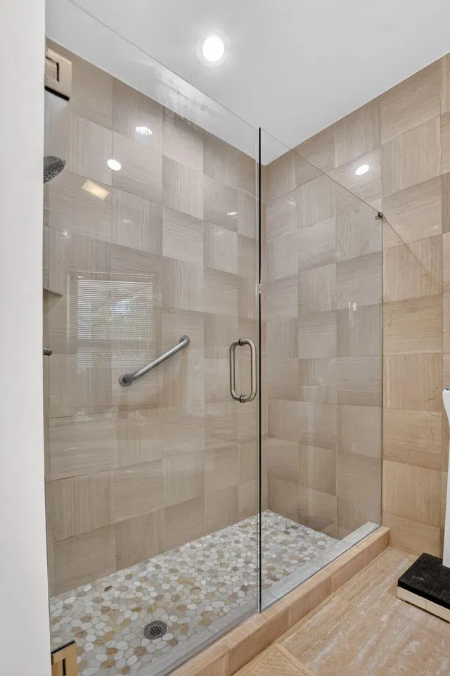 Residence photo 36