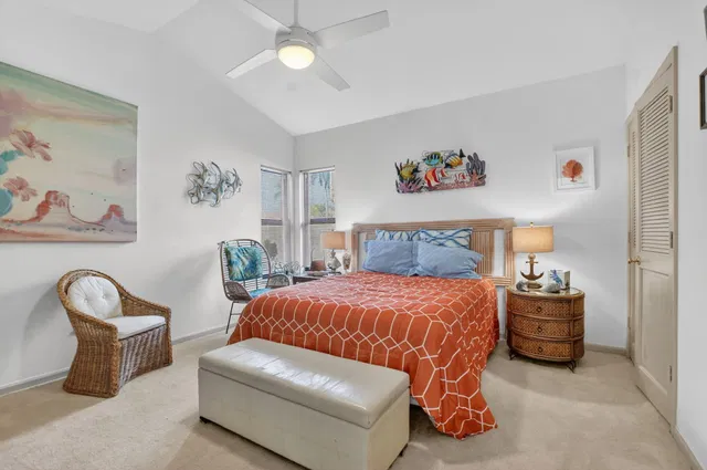 Residence photo 43