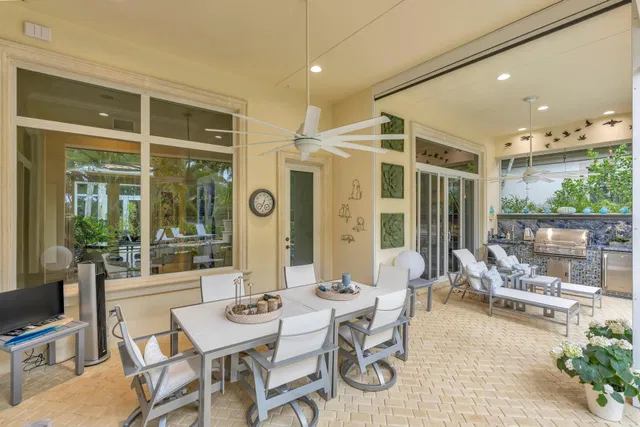 Old Palm Golf Club Residence photo 35