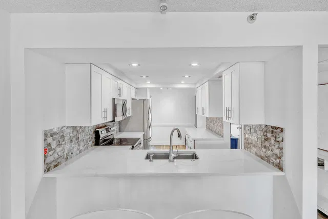 Boca Raton Unit 3010 photo 13