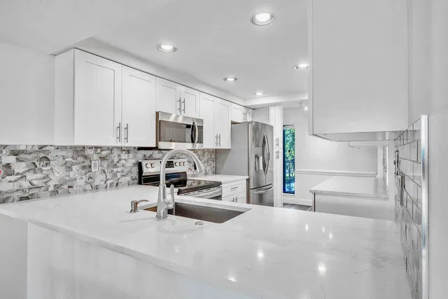 Boca Raton Unit 3010 photo 14