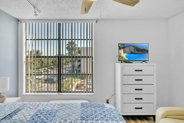 Boca Raton Unit 3010 photo 30