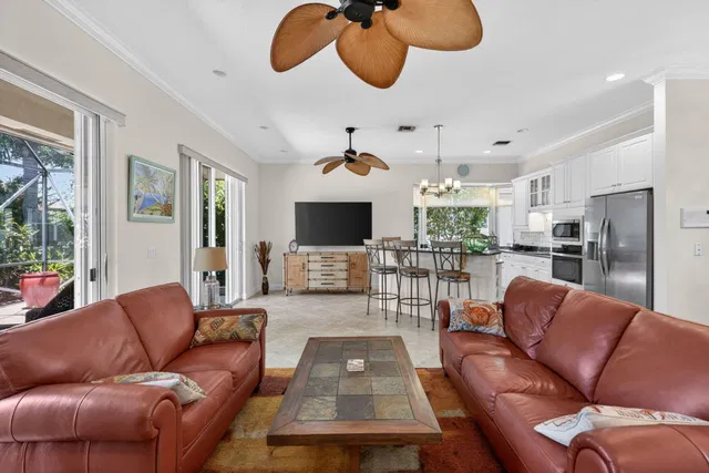 Residence photo 6