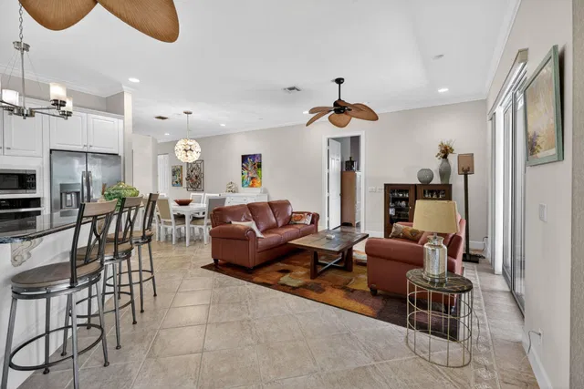 Residence photo 15