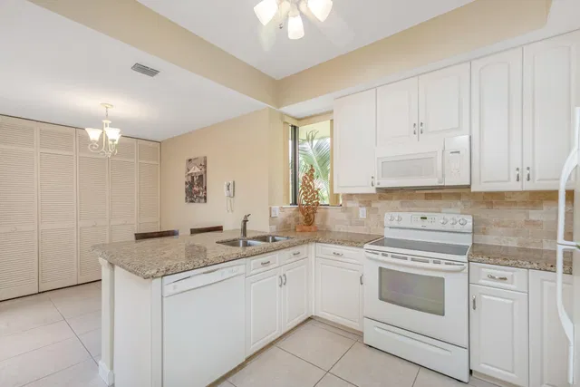 PGA National Palm Beach Gardens Residence photo 8