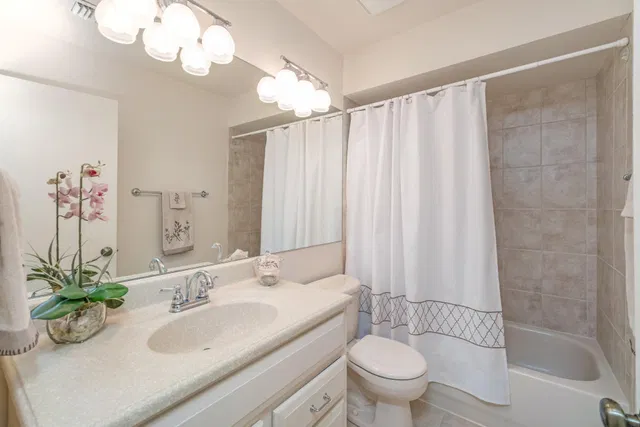 PGA National Palm Beach Gardens Residence photo 17