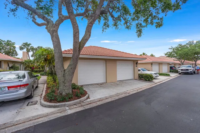 PGA National Palm Beach Gardens Residence photo 23