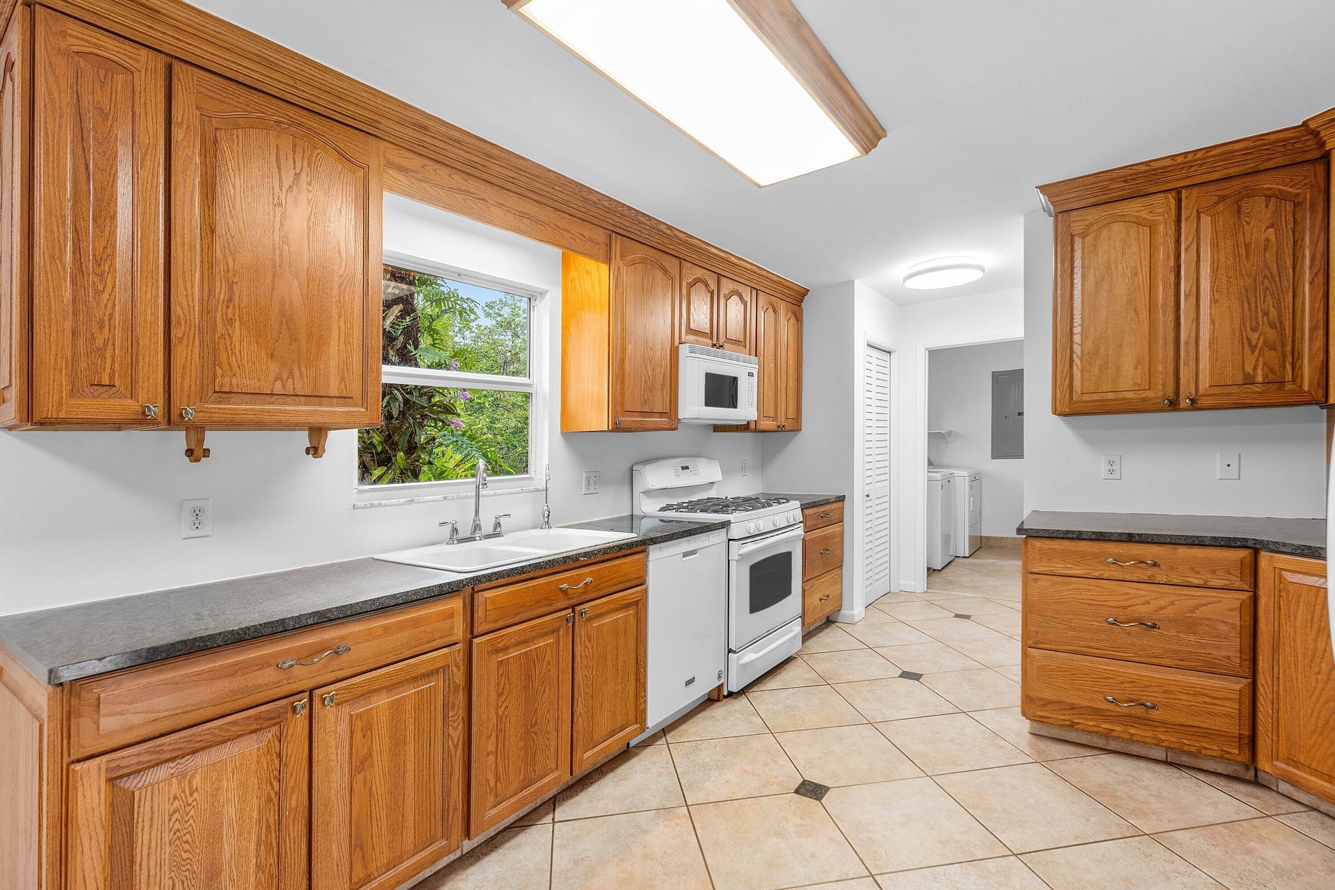 Residence photo 14