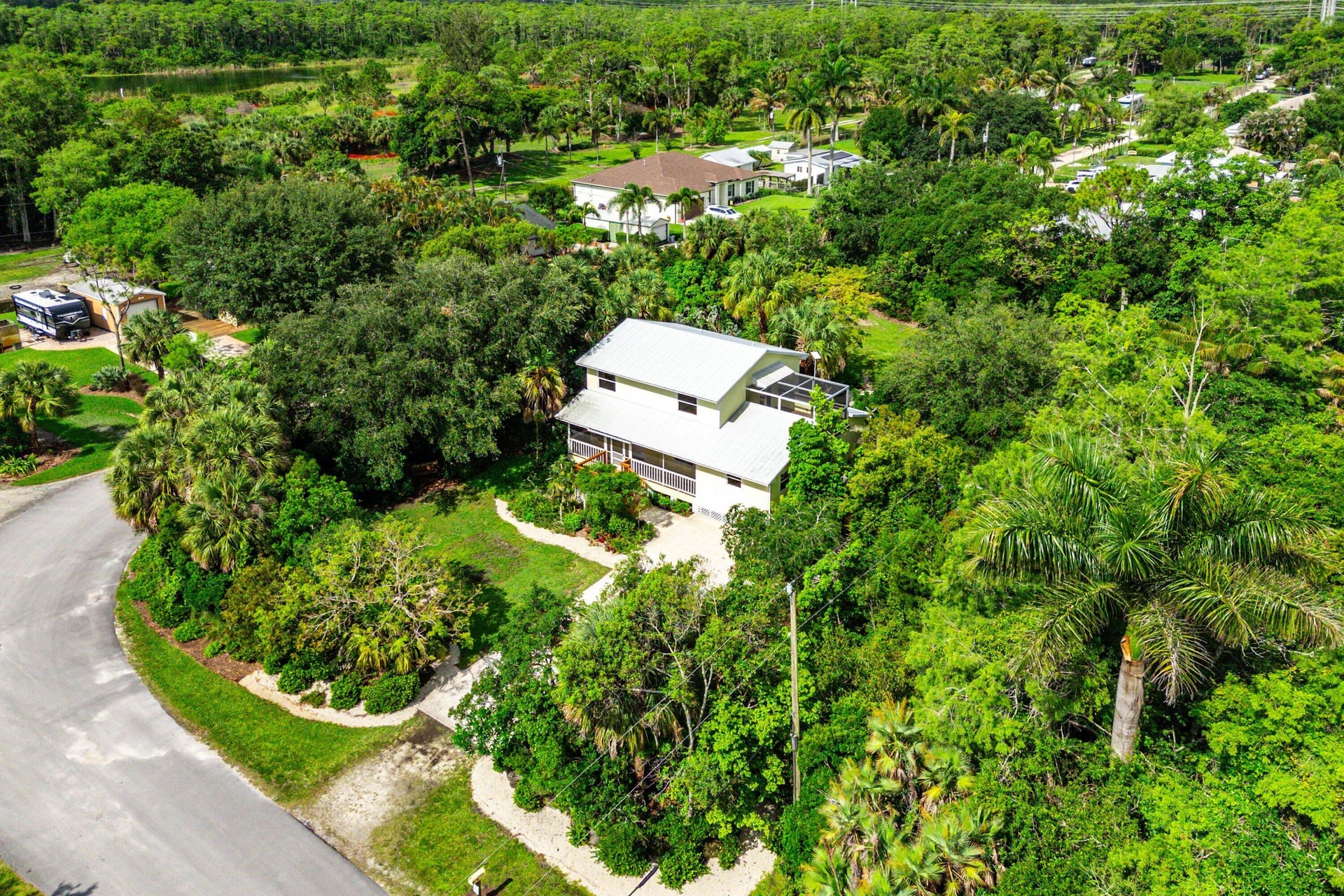 Residence photo 63