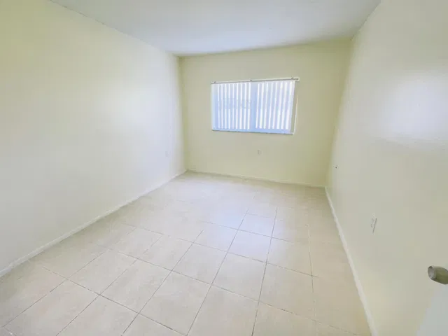 Unit 106 photo 6