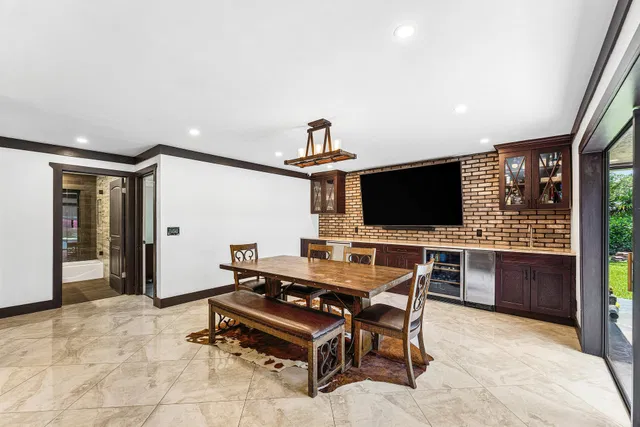 Residence photo 14
