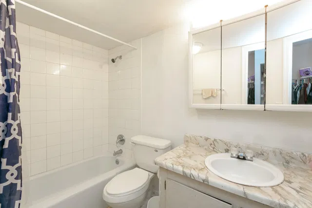 Unit C29 photo 9