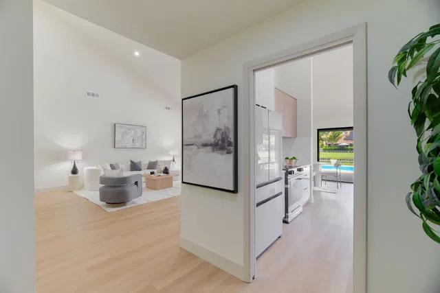 Residence photo 5